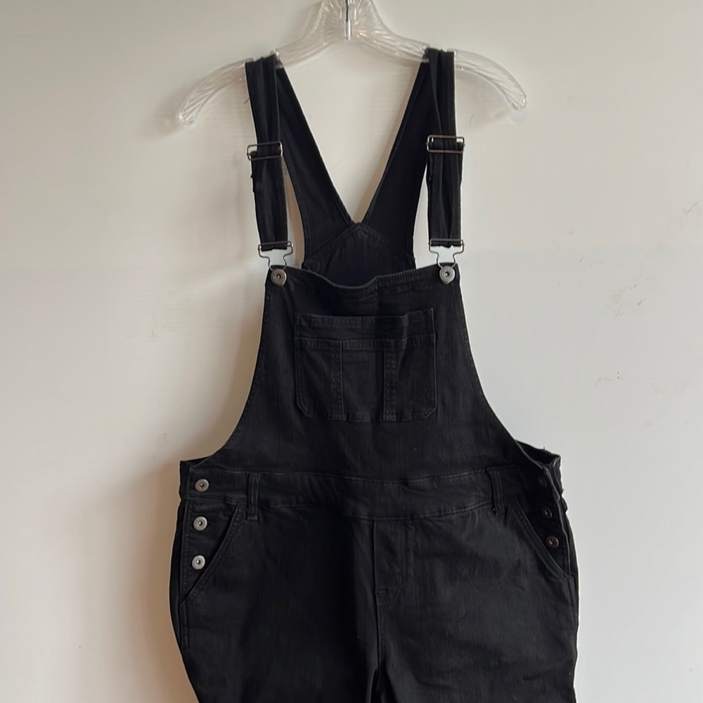 TORRID size 18R black denim overalls